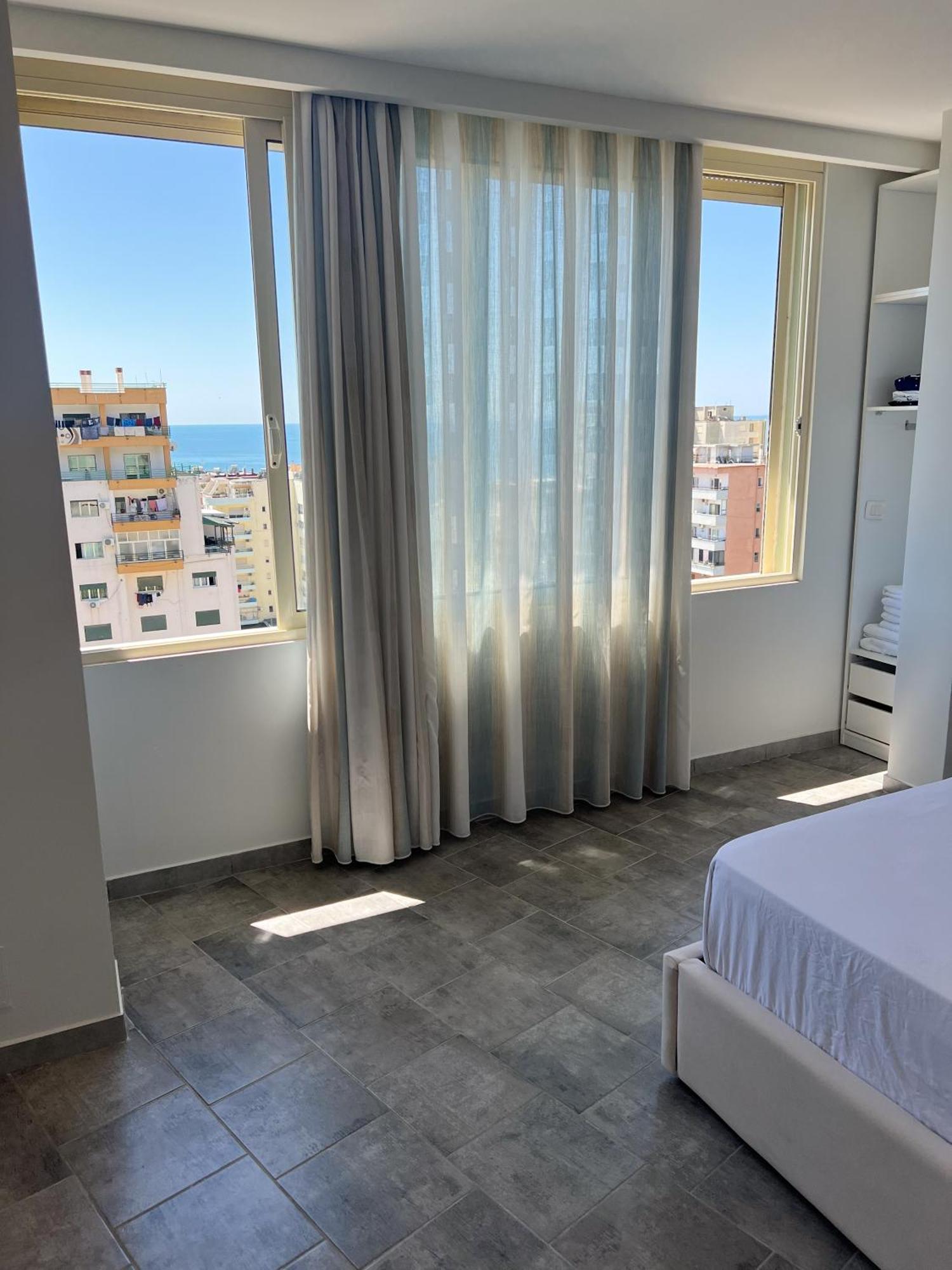 Sea View Apartments ドゥラス エクステリア 写真