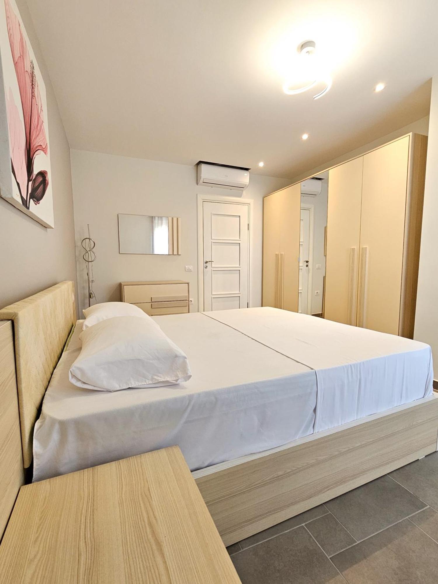 Sea View Apartments ドゥラス エクステリア 写真