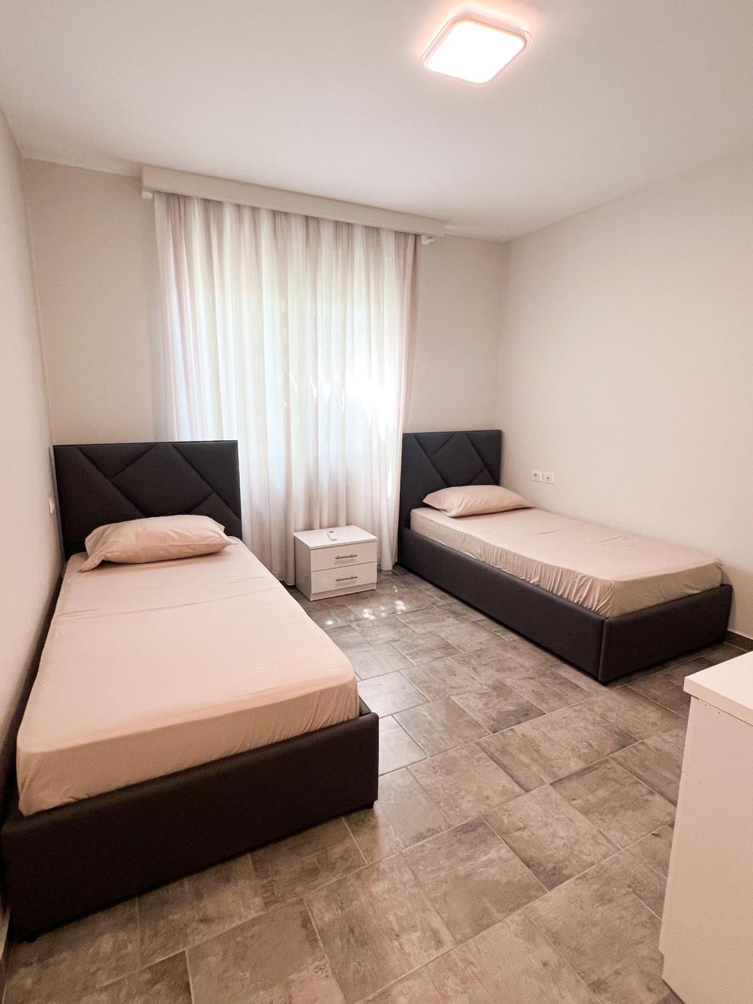 Sea View Apartments ドゥラス エクステリア 写真