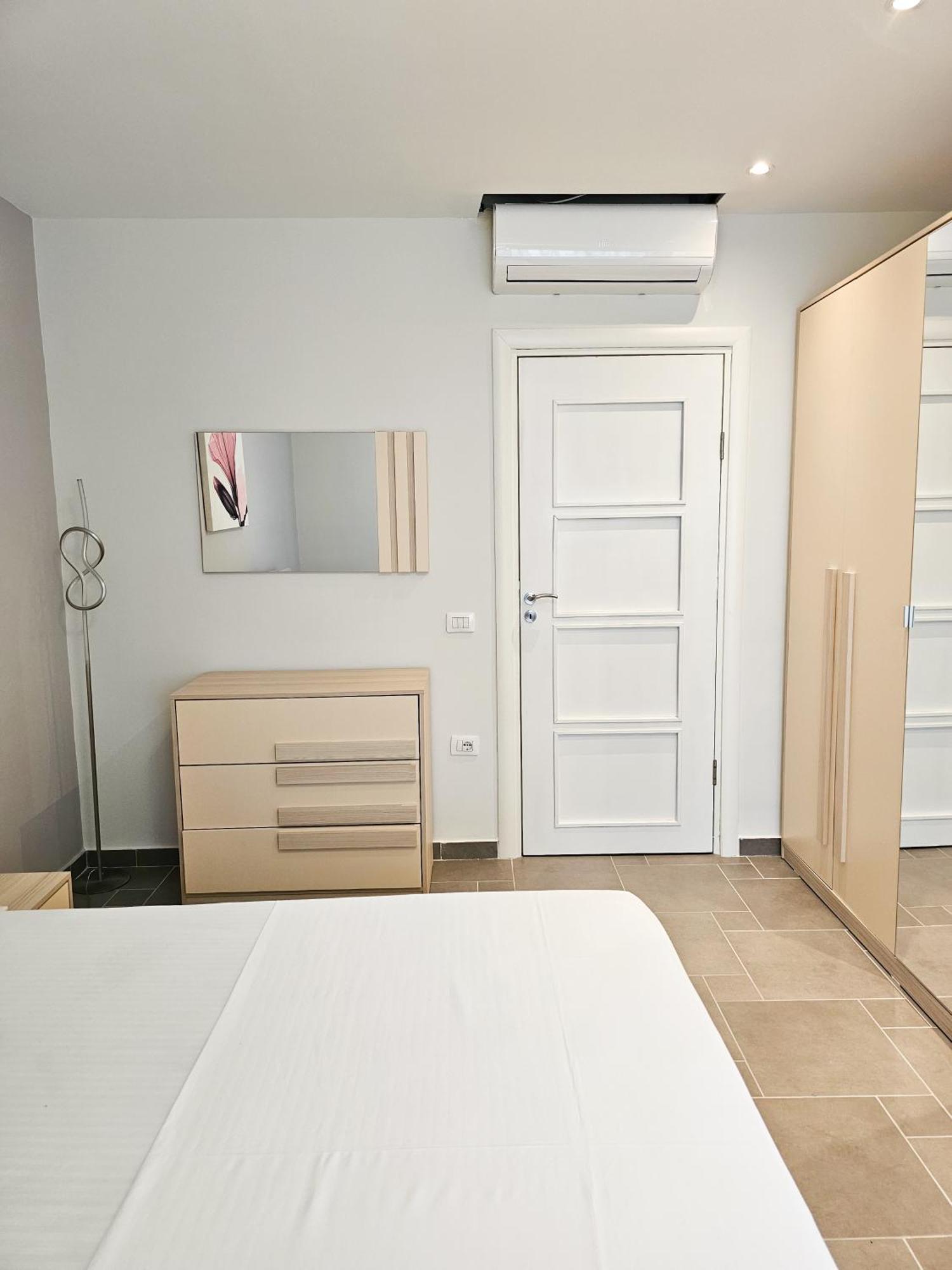Sea View Apartments ドゥラス 部屋 写真