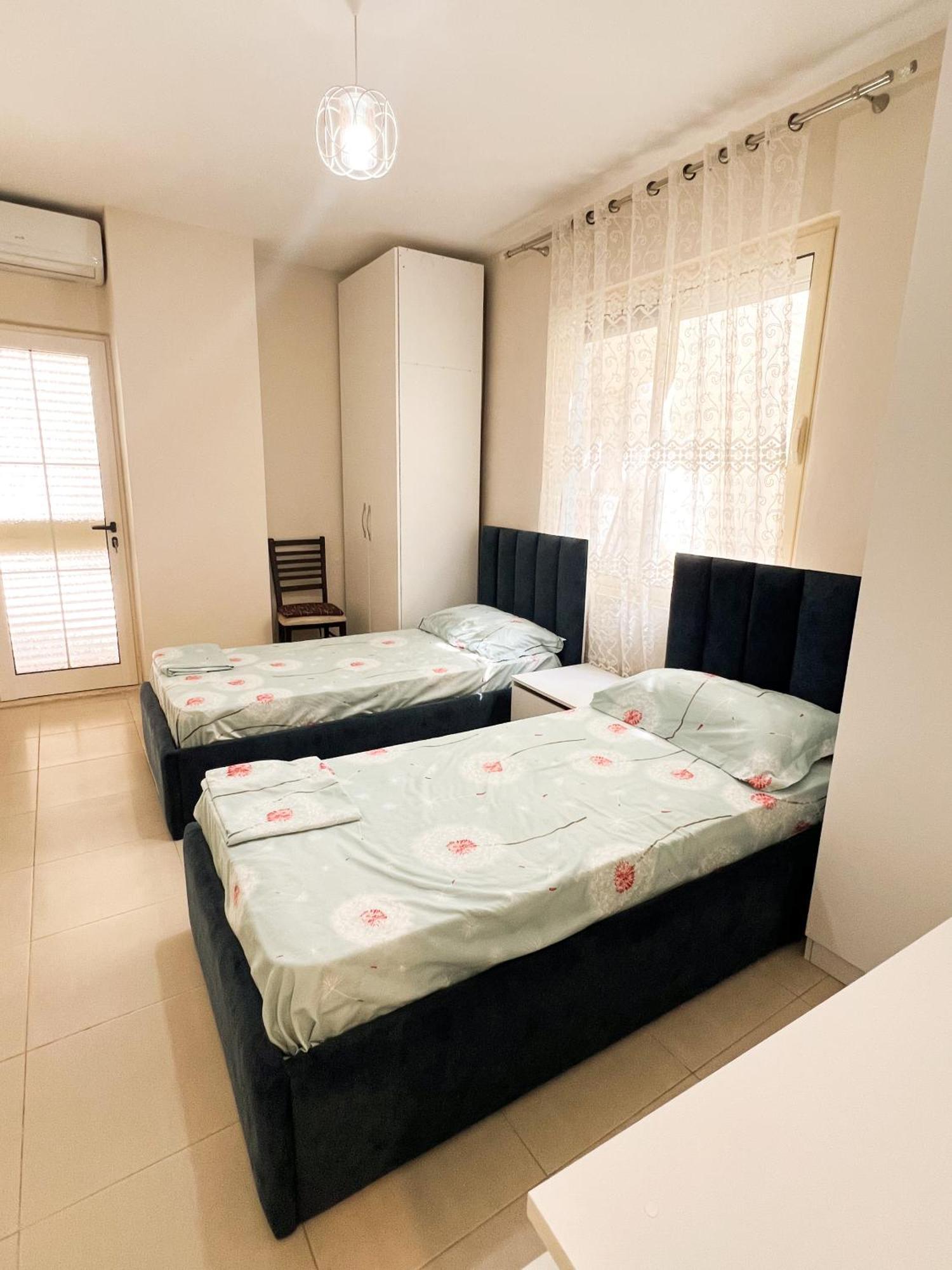 Sea View Apartments ドゥラス エクステリア 写真