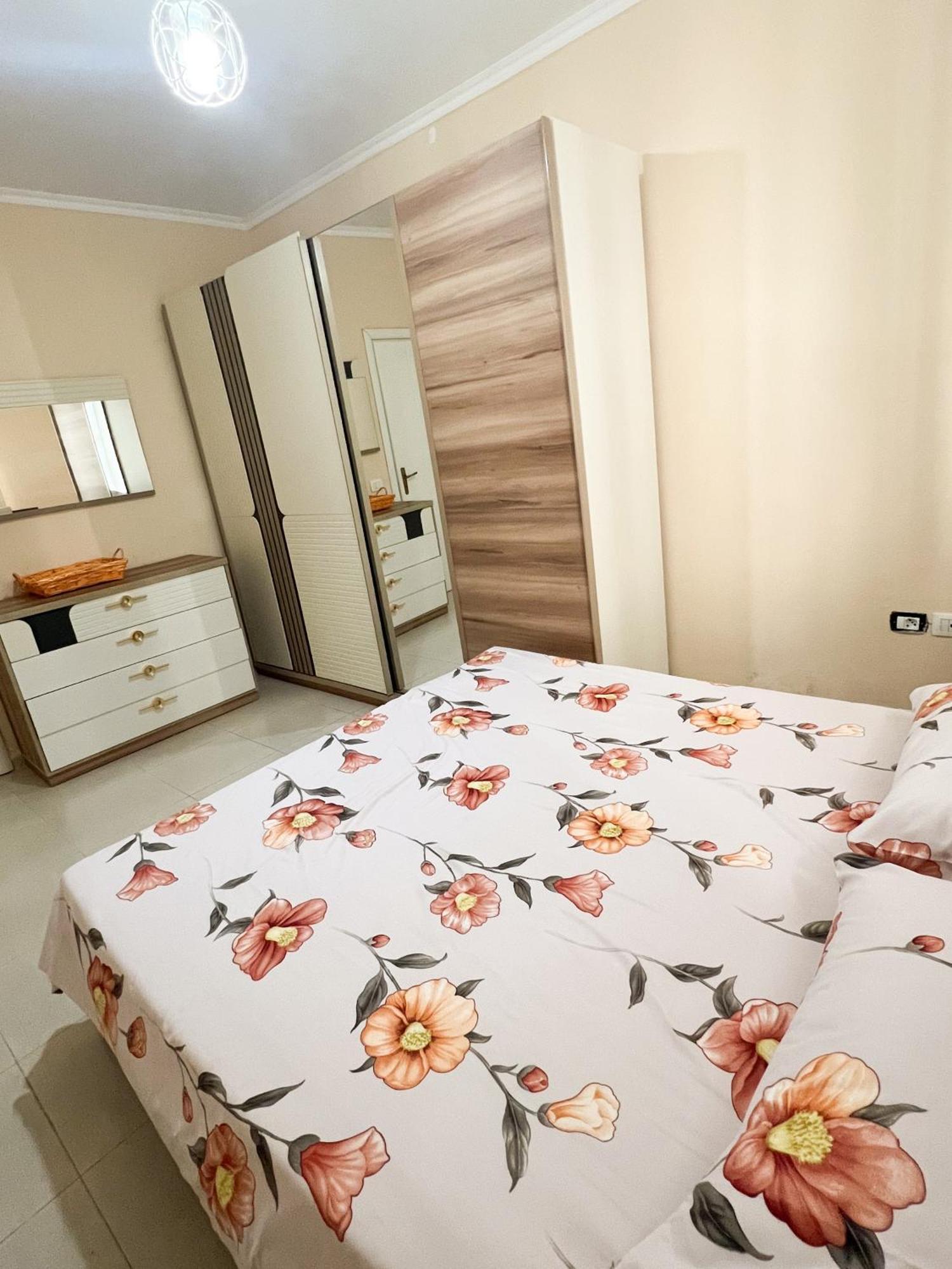 Sea View Apartments ドゥラス エクステリア 写真